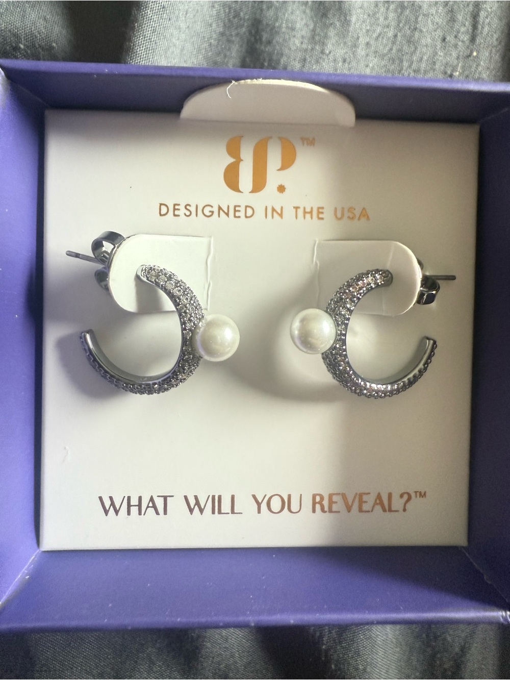 Simply Cherished-June 2026 earrings